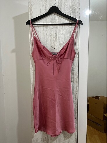 bershka elbise