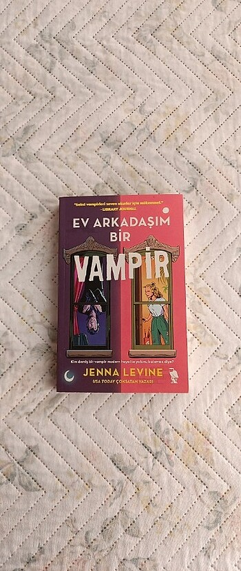 Ev Arkadaşım Bir Vampir 