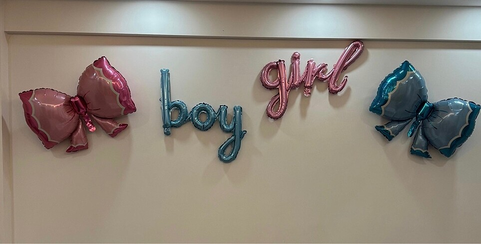 *boy girl yazısı *mavi ve pembe fiyonk *8 adet karton bardak *8a