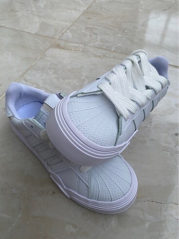 Adidas Spor ayakkabı