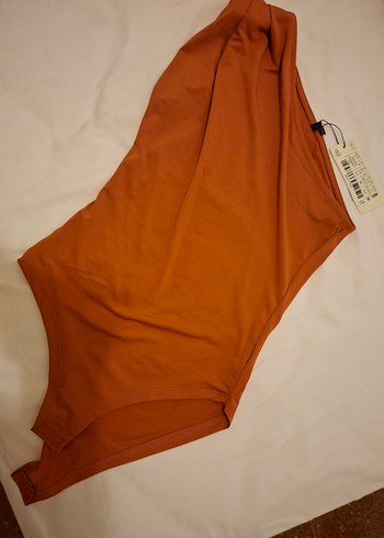 Tarçın Rengi tek kol çıtçıtlı body