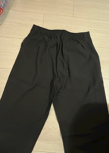 Kadın Siyah Kumaş Pantolon - Görsel 4