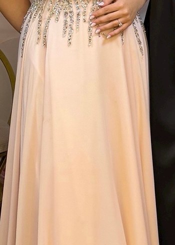 Straplez İşlemeli Bej Uzun Abiye - Görsel 2