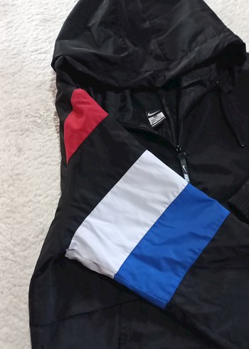 Kapüşonlu Siyah Kısa yağmurluk - Görsel 5