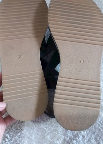 Tokalı Siyah Gri Dolgu Topuklu Kadın Sandalet - Görsel 7