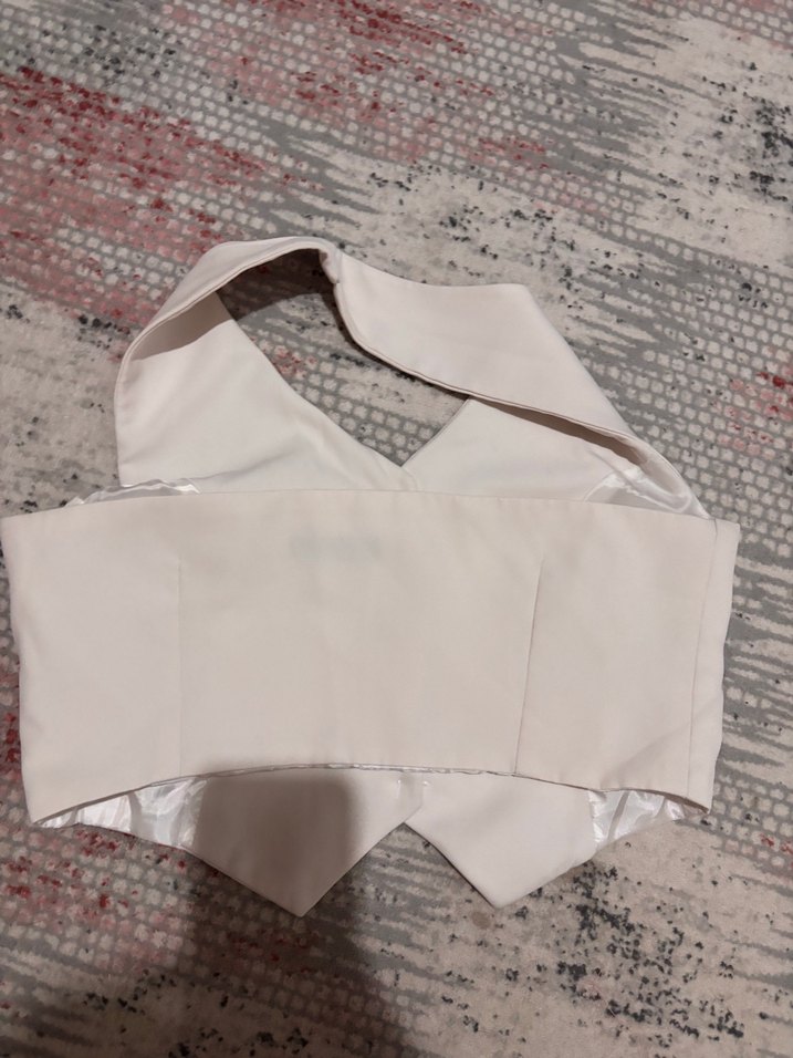 Düğmeli Beyaz Mini V Yaka Kadın Yelek - Görsel 2