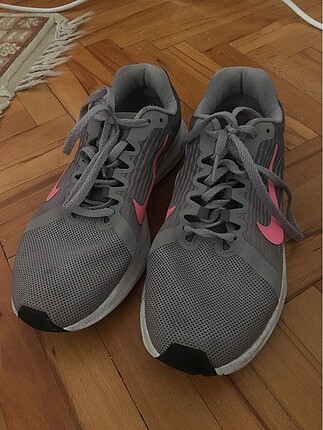 Nike ayakkabı