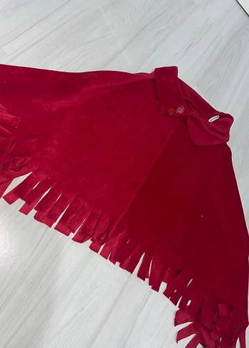 Kız Çocuk Kırmızı Püsküllü Panço - Görsel 3