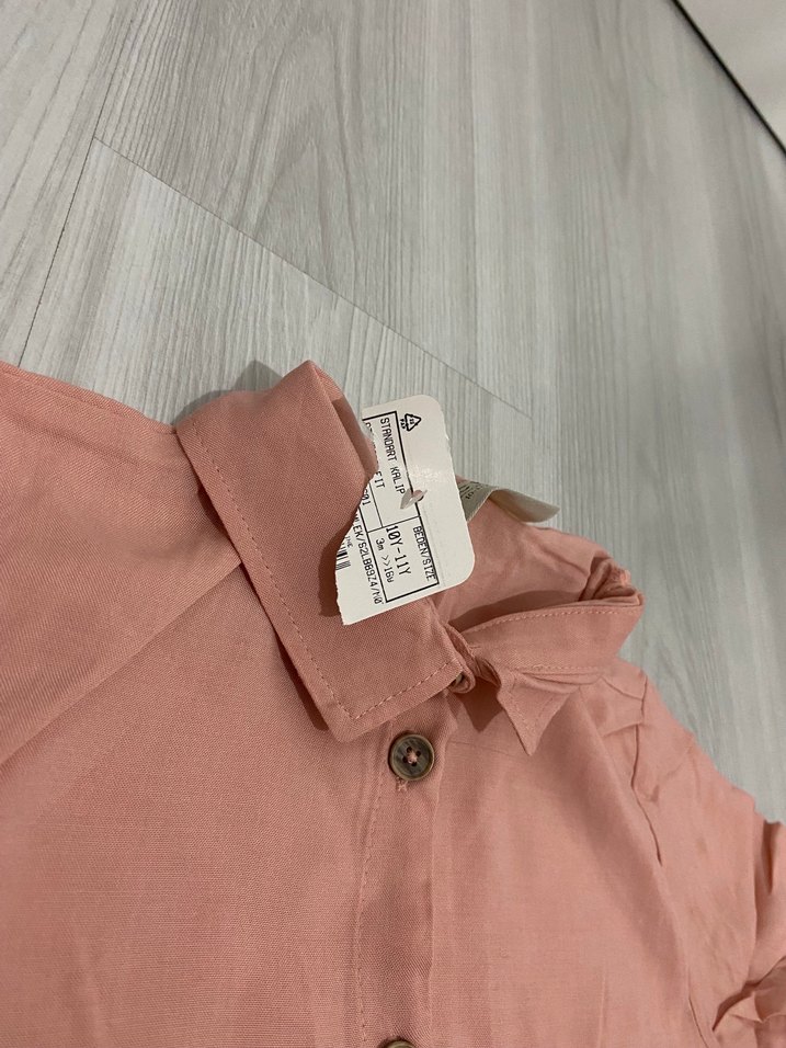 Bej Keten Düğmeli Kısa Kollu Gömlek - Görsel 2