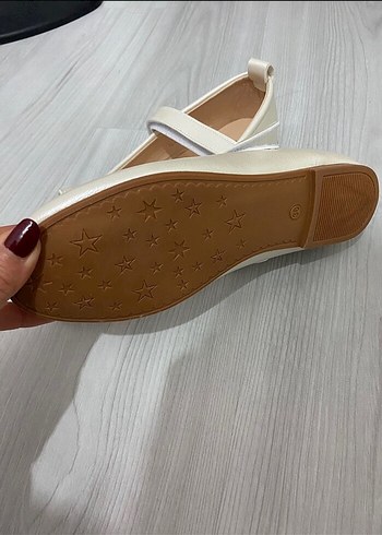 Kız Çocuk Beyaz Fiyonk Detaylı Babet - Görsel 6