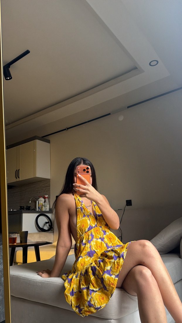 Sarı Bağlama Desenli Askısız Midi Elbise - Görsel 2