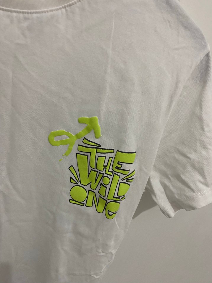 Beyaz Baskılı Kadın Kısa Kollu Tişört - Görsel 3