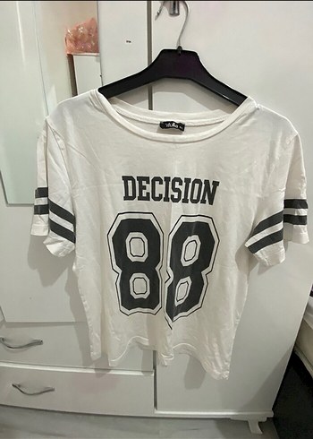 Kadın Beyaz Baskılı Oversize Tişört