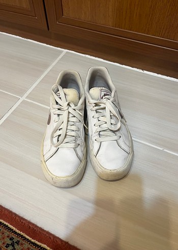 38 Beden Nike spor ayakkabı