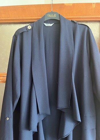 Mavi Drapeli Uzun Kadın Klasik Palto - Görsel 4