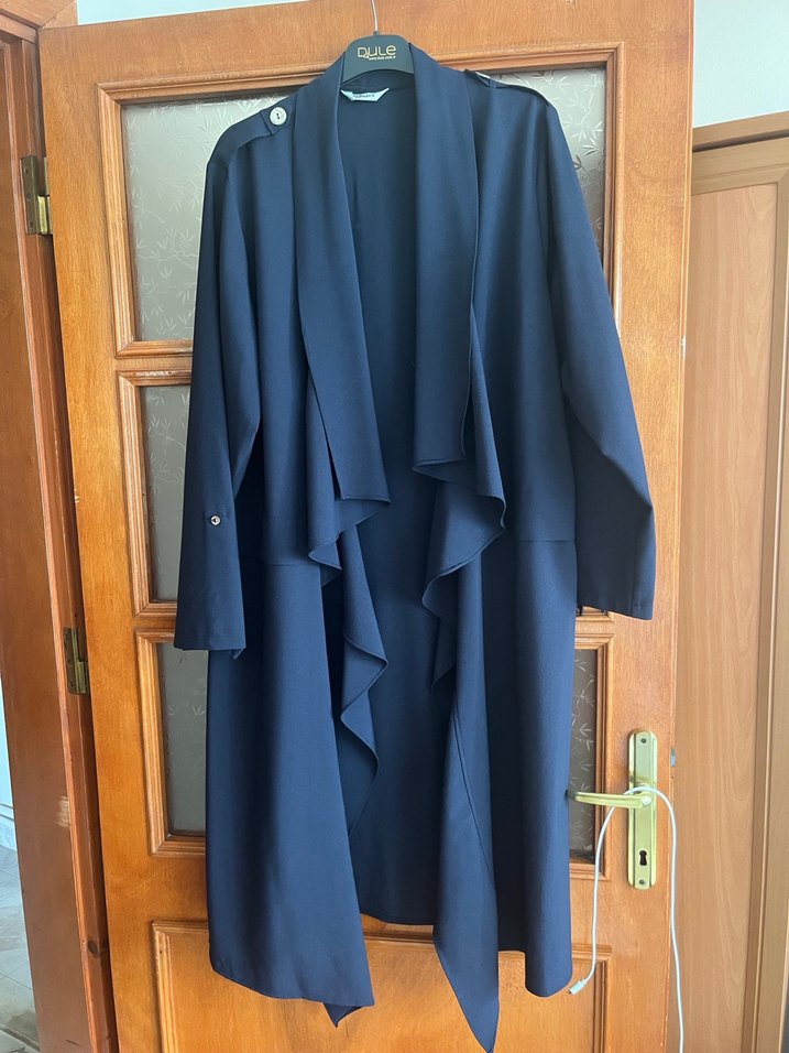 Mavi Drapeli Uzun Kadın Klasik Palto - Görsel 2