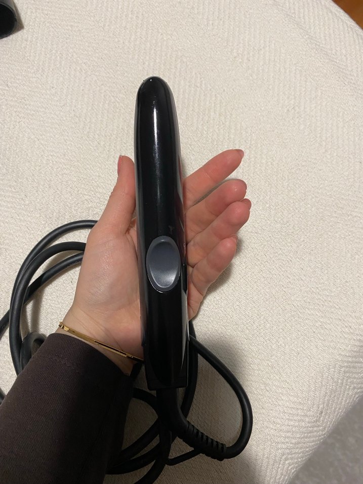 Siyah Mini Saç Düzleştirici - Görsel 2