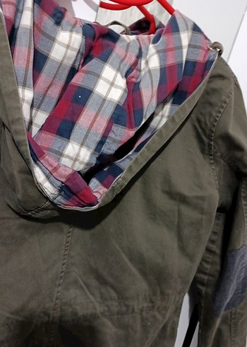 Kadın haki ekose astarlı yağmurluk - Görsel 6