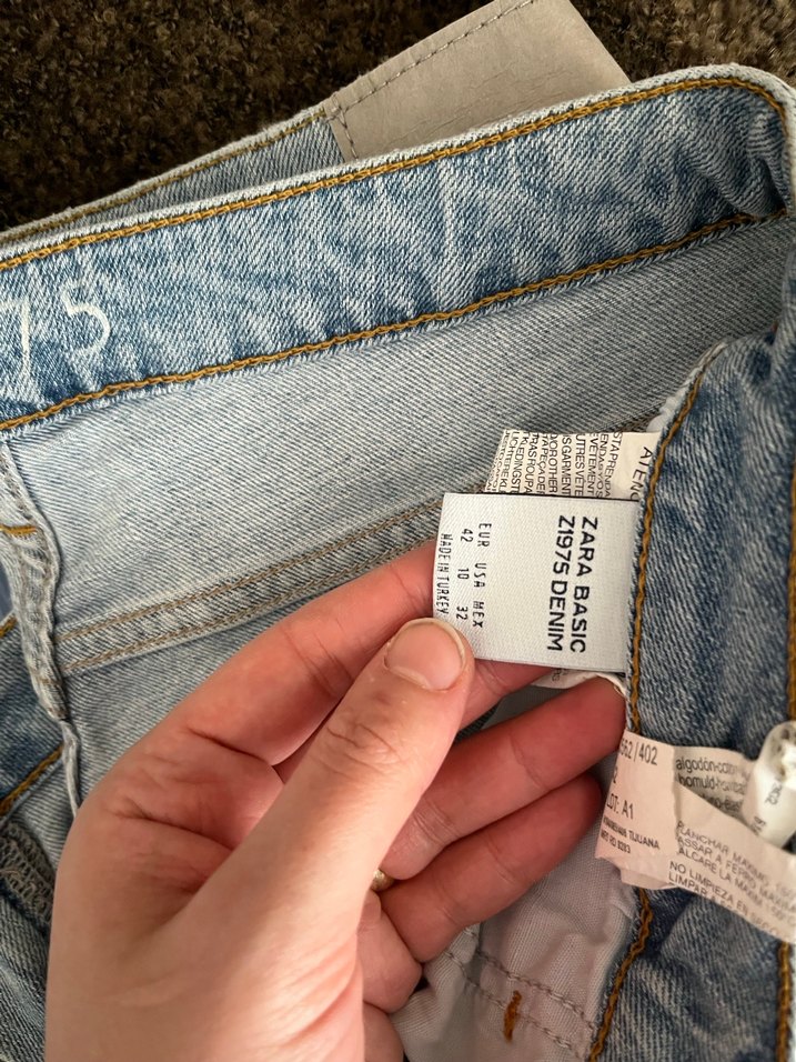 Yırtık Detaylı Gri Kadın Denim Pantolon - Görsel 4