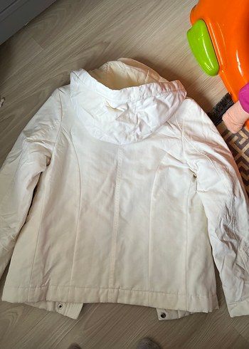 Düğmeli Beyaz Kadın Midi Ceket - Görsel 4