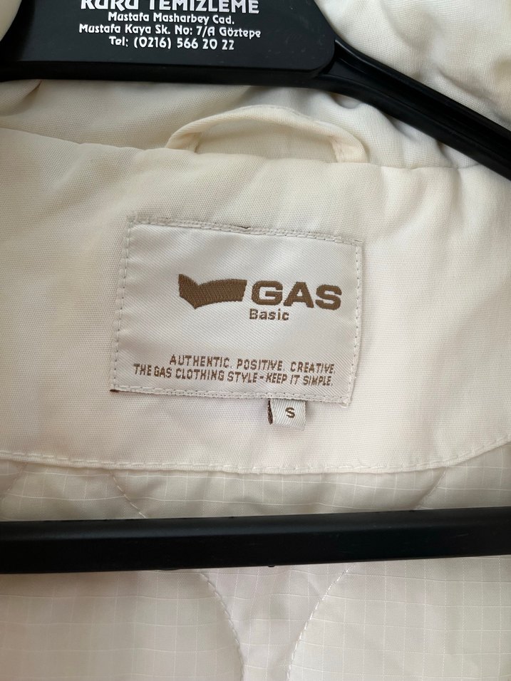 Düğmeli Beyaz Kadın Midi Ceket - Görsel 5