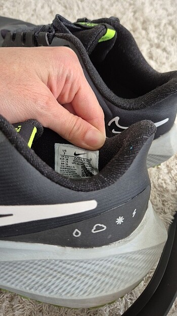 Nike Air Zoom Pegasus Shield Spor Ayakkabı - Görsel 6