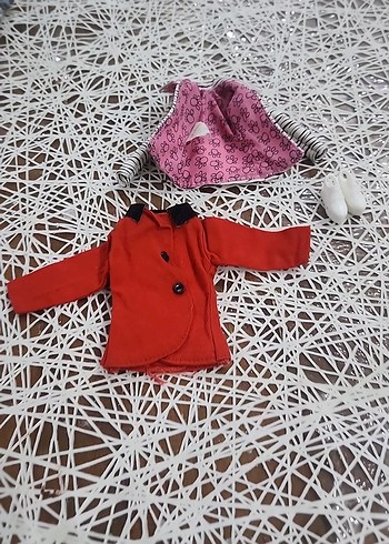 Kırmızı Kapüşonlu Mini Düğmeli barbie Ceketi