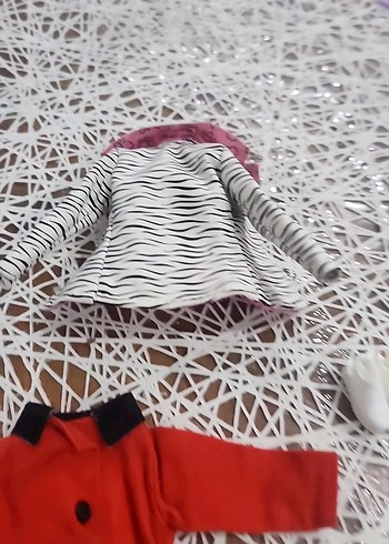 Barbie Kırmızı Kapüşonlu Mini Düğmeli barbie Ceketi