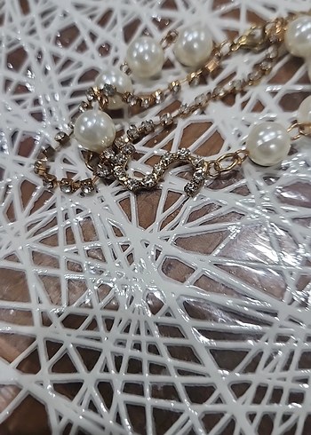 İnci Boncuklu Beyaz Kadın El Zinciri - Görsel 2