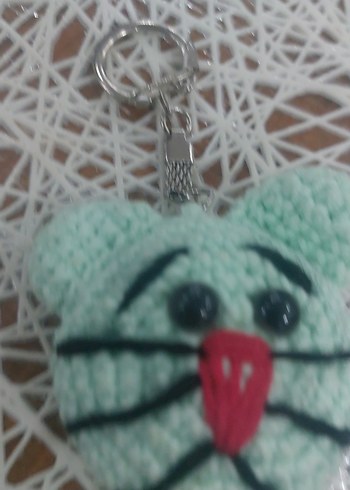 Turkuaz El Örgüsü Kedi Anahtarlığı - Görsel 3