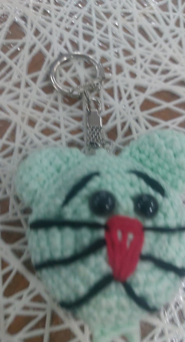 Turkuaz El Örgüsü Kedi Anahtarlığı - Görsel 3