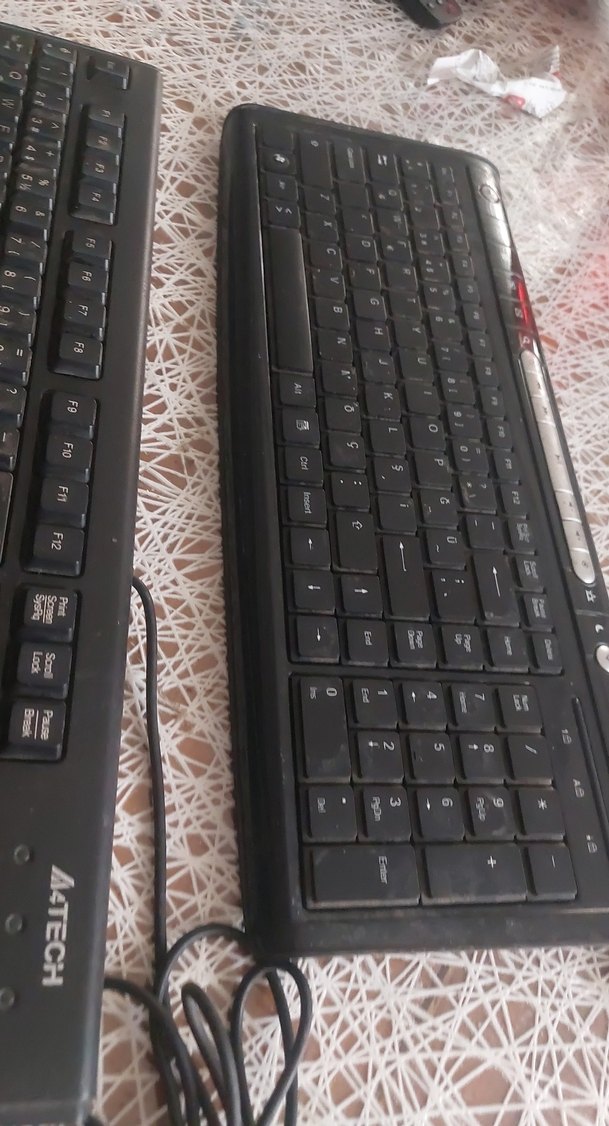 Kablolu Siyah Klavyeler Setidenemedim bilmiyorum iyadesi yok - Görsel 3