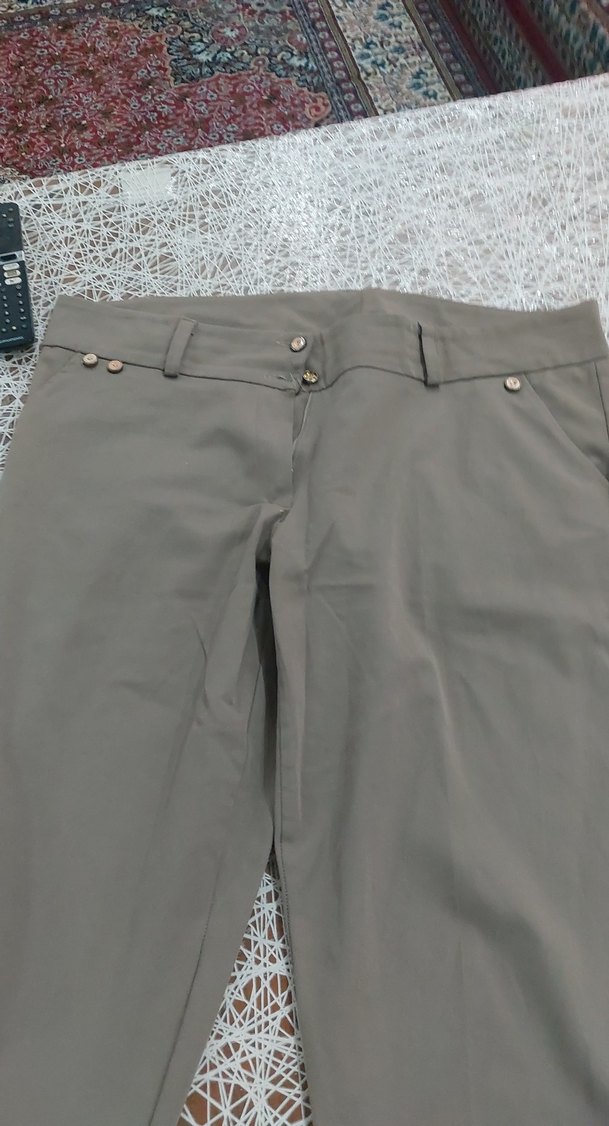 Düğmeli Bej Kadın Kumaş Pantolon - Görsel 3