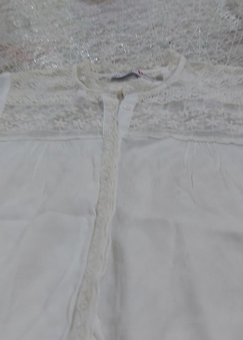 Dantel Detaylı Beyaz Keten Kadın Bluz - Görsel 3