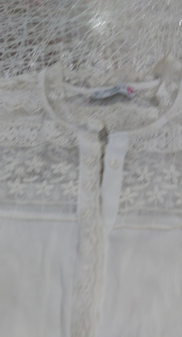 Dantel Detaylı Beyaz Keten Kadın Bluz - Görsel 4