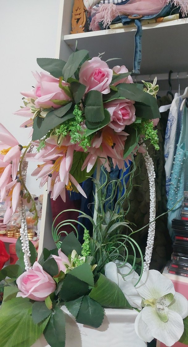 Pembe yapay çiçekli dekoratif sepet - Görsel 2