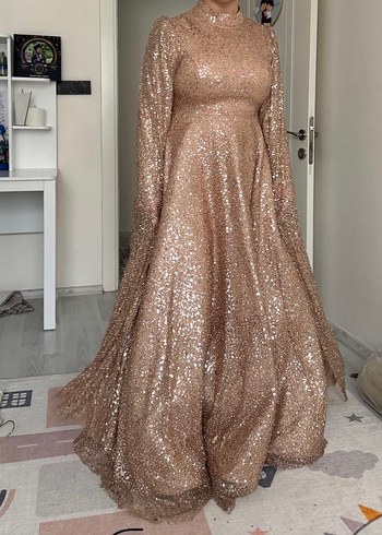 Parlak Bej Uzun Kollu Abiye Elbise - Görsel 2