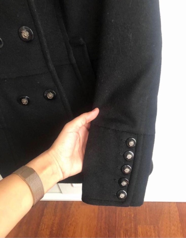 Düğmeli Siyah İpekyol marka kaban - Görsel 4