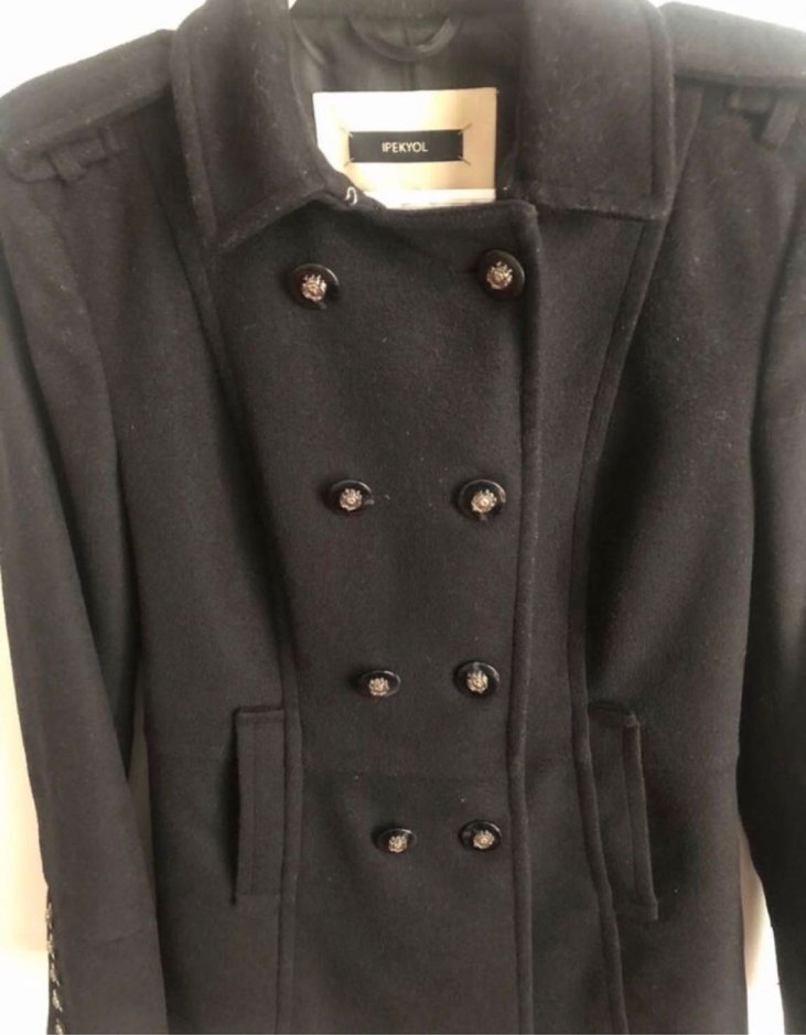 Düğmeli Siyah İpekyol marka kaban - Görsel 3