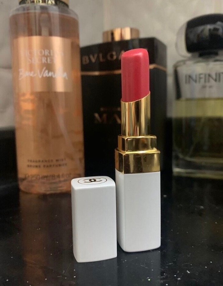 Beyaz Parlak Chanel Ruj - Görsel 2