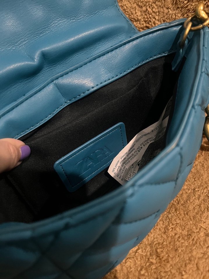 Zincir Detaylı Parlak Mavi Deri Kadın Çanta - Görsel 3