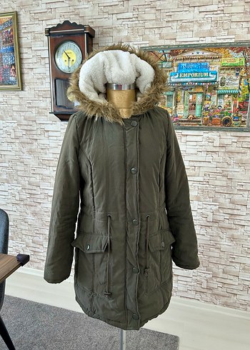 Peluş Detaylı Haki Kadın Mont - Görsel 2