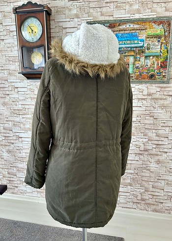 Peluş Detaylı Haki Kadın Mont - Görsel 3