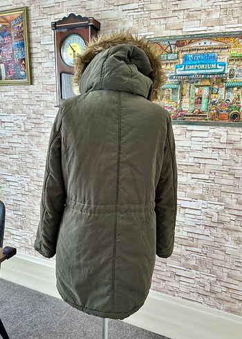 Peluş Detaylı Haki Kadın Mont - Görsel 4