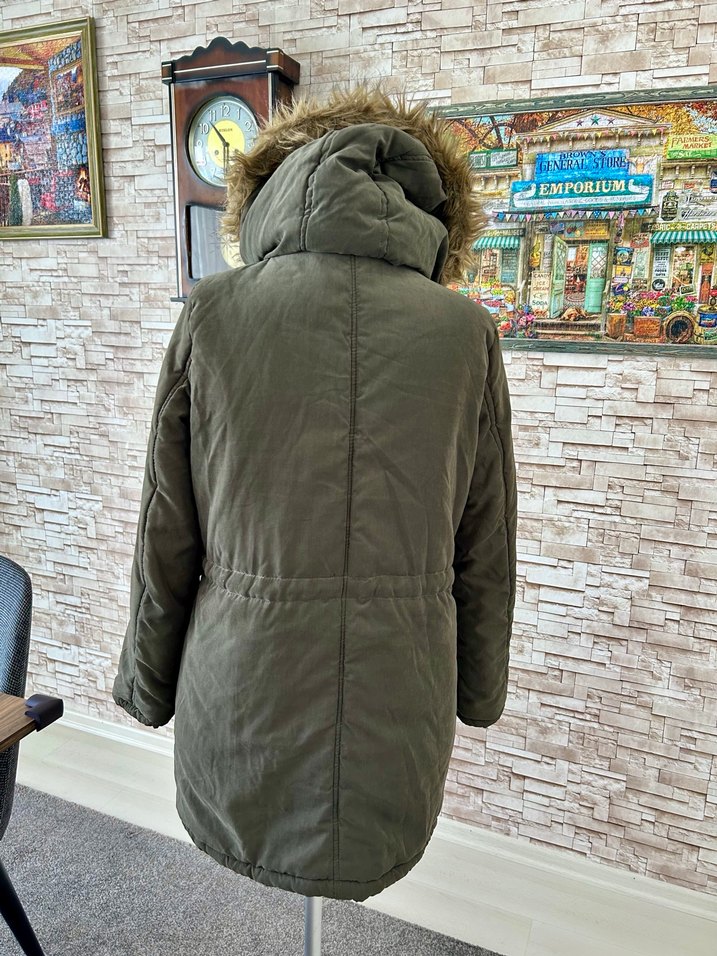 Peluş Detaylı Haki Kadın Mont - Görsel 4