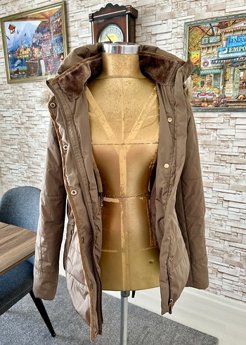 Kürklü Kapüşonlu Bej Kadın Kışlık Mont - Görsel 2