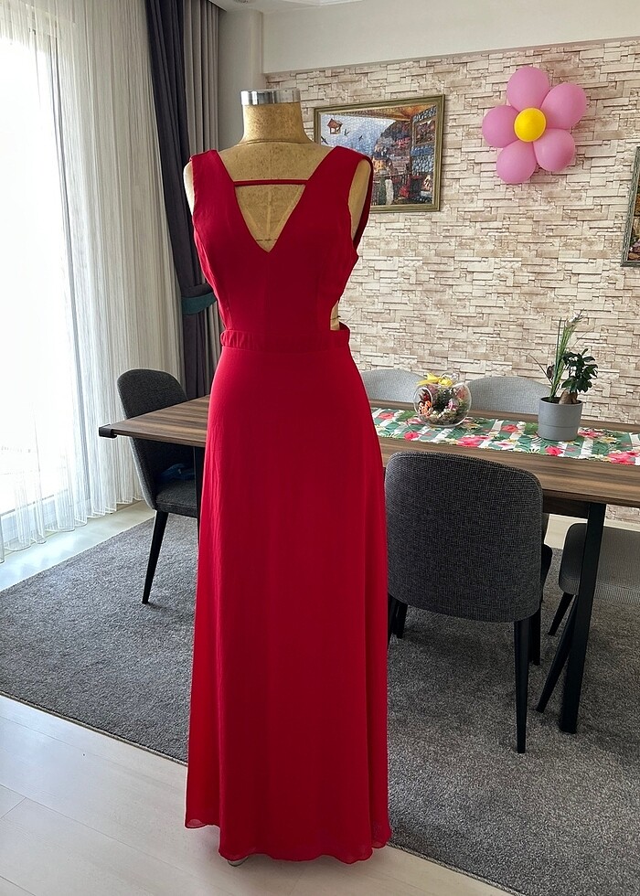 Bel Dekolteli Uzun Gece Elbisesi - Görsel 2