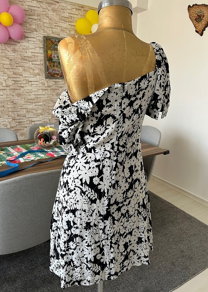 Kısa Elbise - Görsel 3