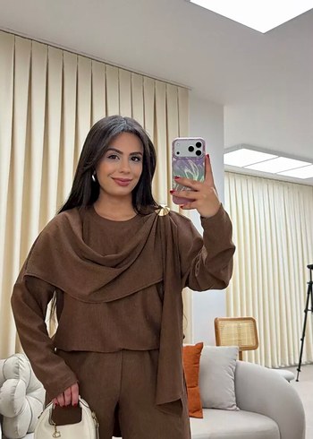 Kahverengi takım - Görsel 2