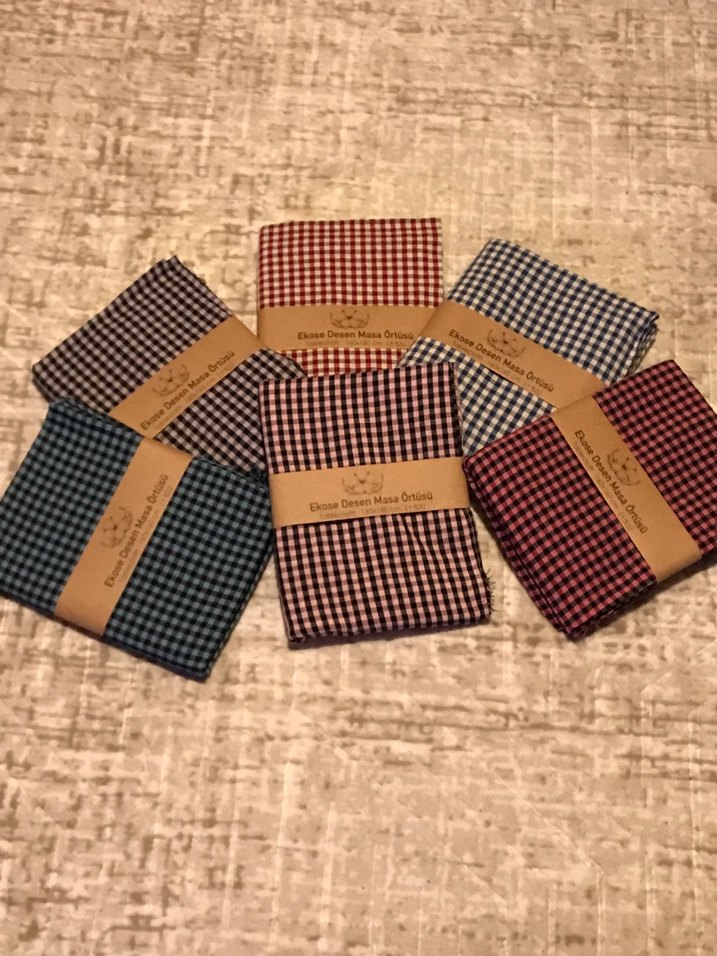 Ekose Desenli Masa örtüsü - Görsel 4